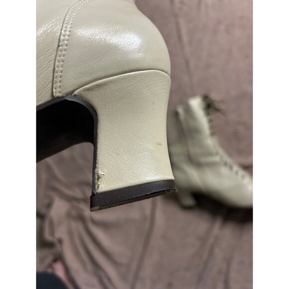 Ros Hommerson Vintage Cream/Bone Leather Victorian Goth Witchy Boots 9 WIDE - Picture 5 of 8